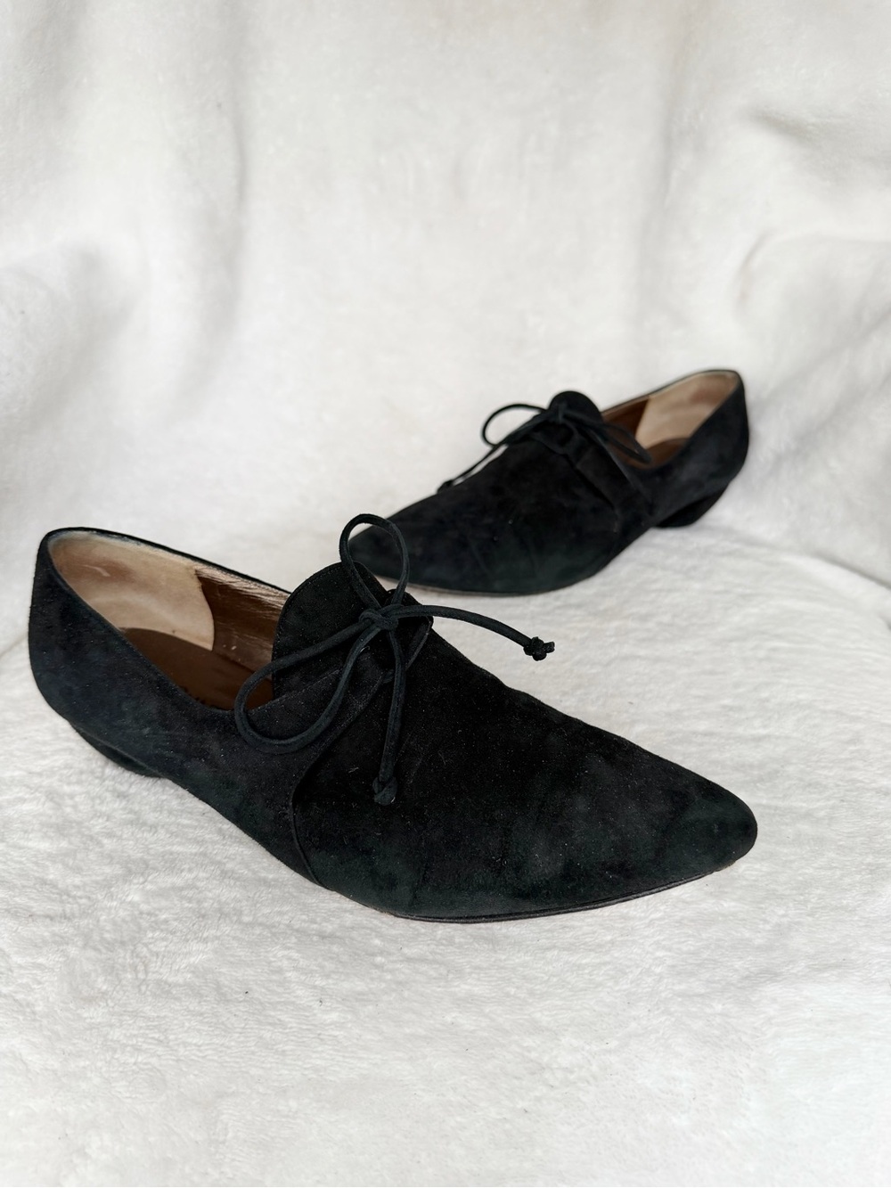 Yves Saint Laurent Black Suede Pointed Lace-Up Flats 7.5